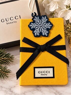 Gucci Beauty Notebook WITH Gucci Ornament
